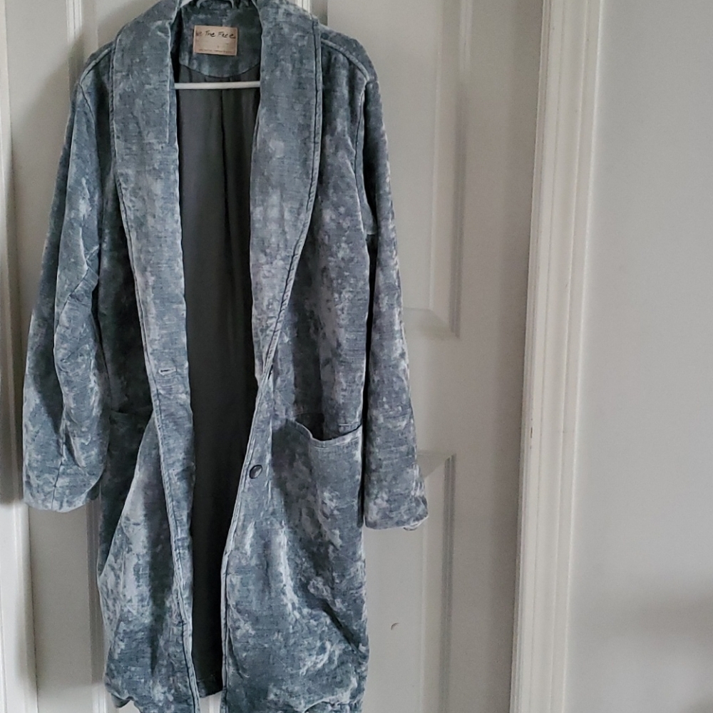 EUC free people large heart's desire velvet jacket